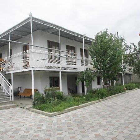 Guest House Nona Kutaisi Dış mekan fotoğraf