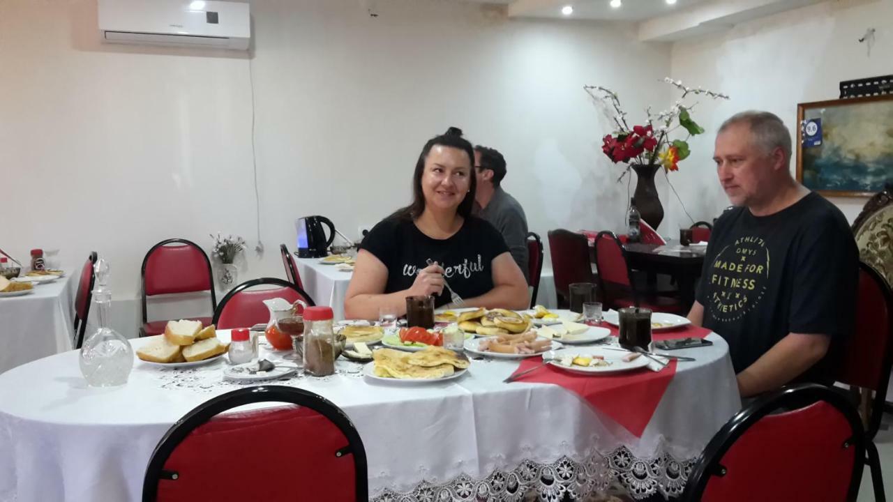 Guest House Nona Kutaisi Dış mekan fotoğraf
