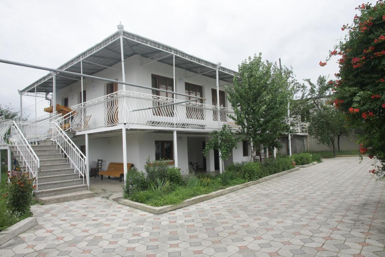 Guest House Nona Kutaisi Dış mekan fotoğraf